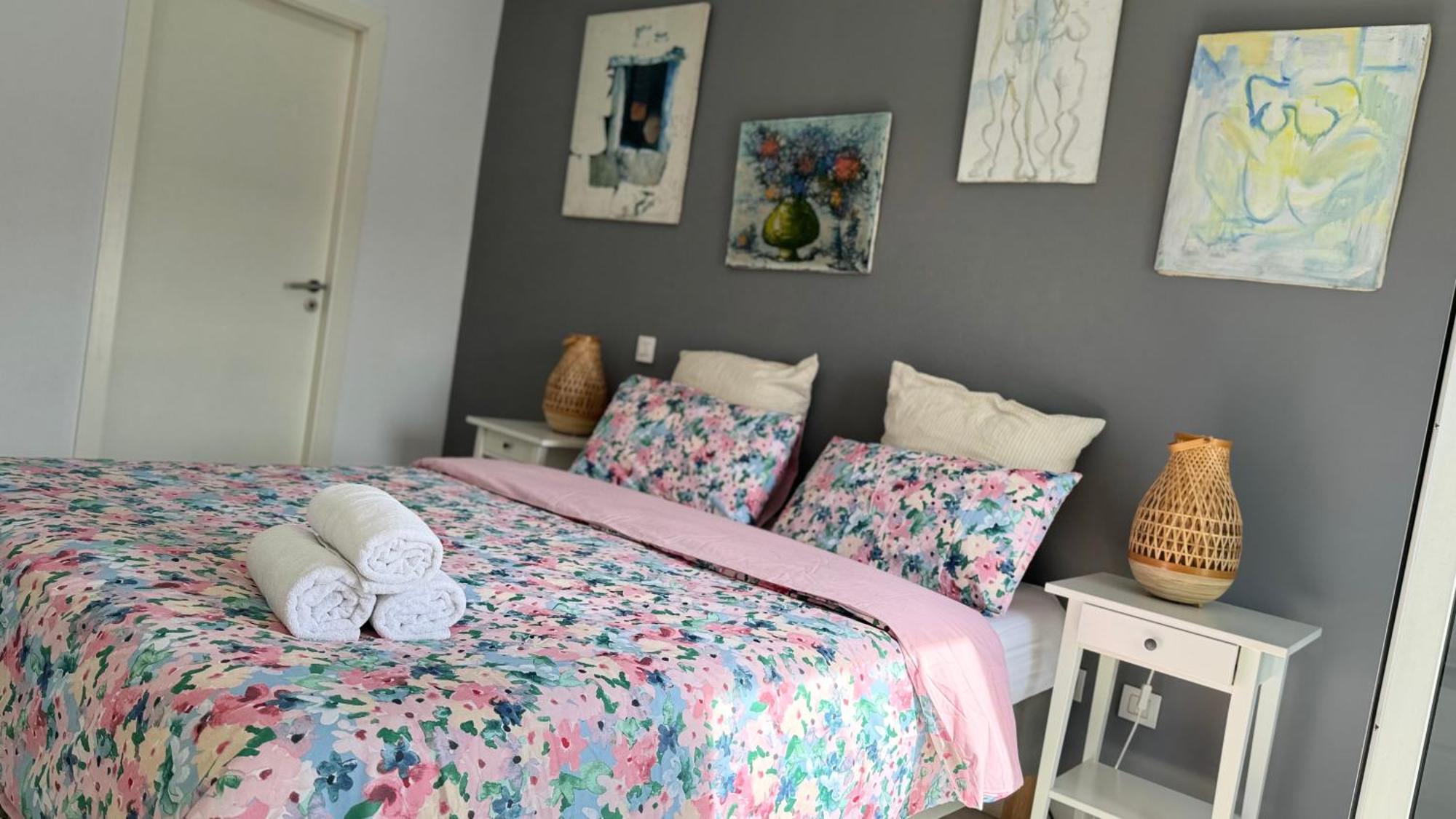 Center City, Puerta Del Sol Terraza Apartment Мадрид Екстериор снимка