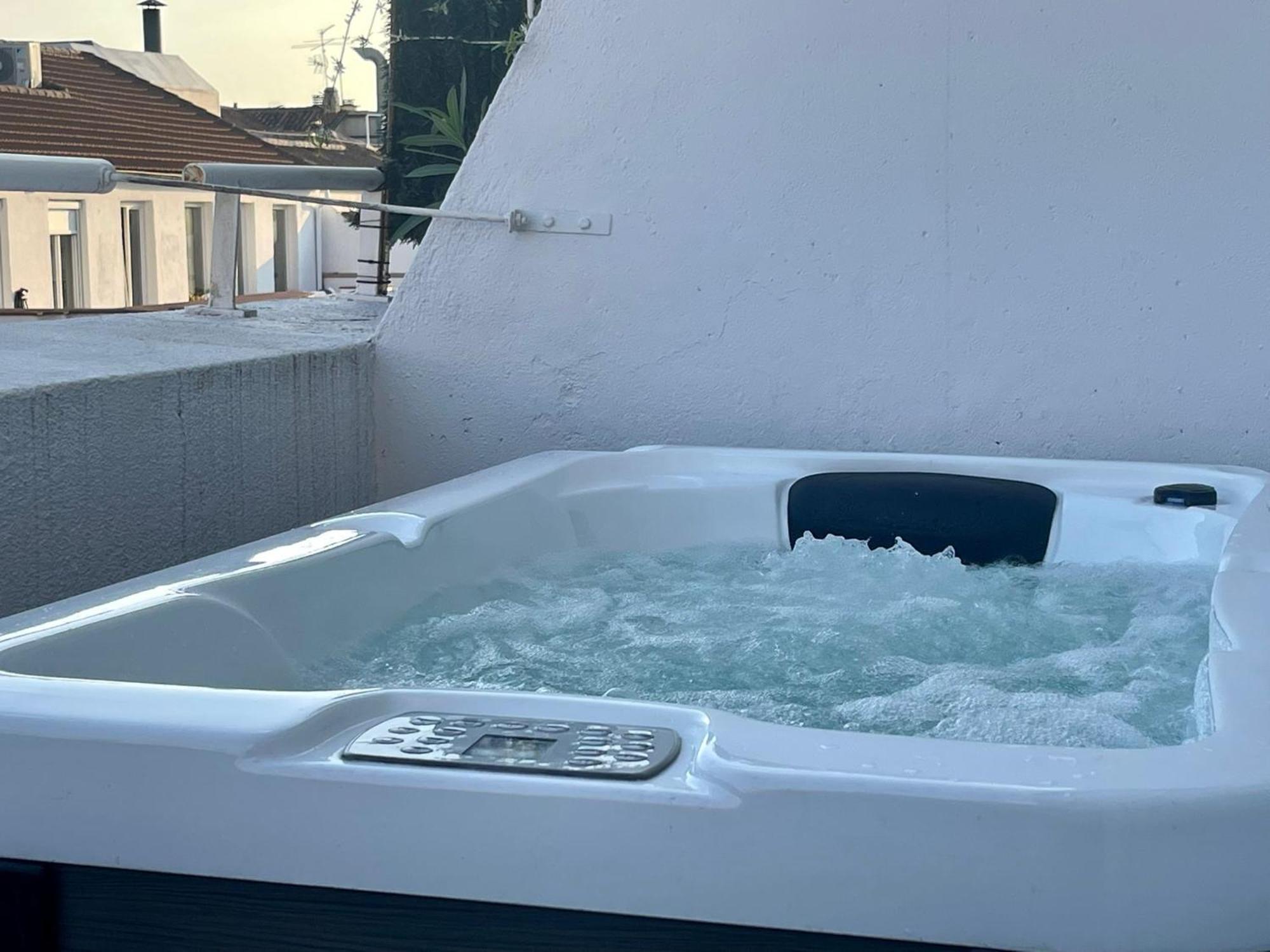 Center City, Puerta Del Sol Terraza Apartment Мадрид Екстериор снимка